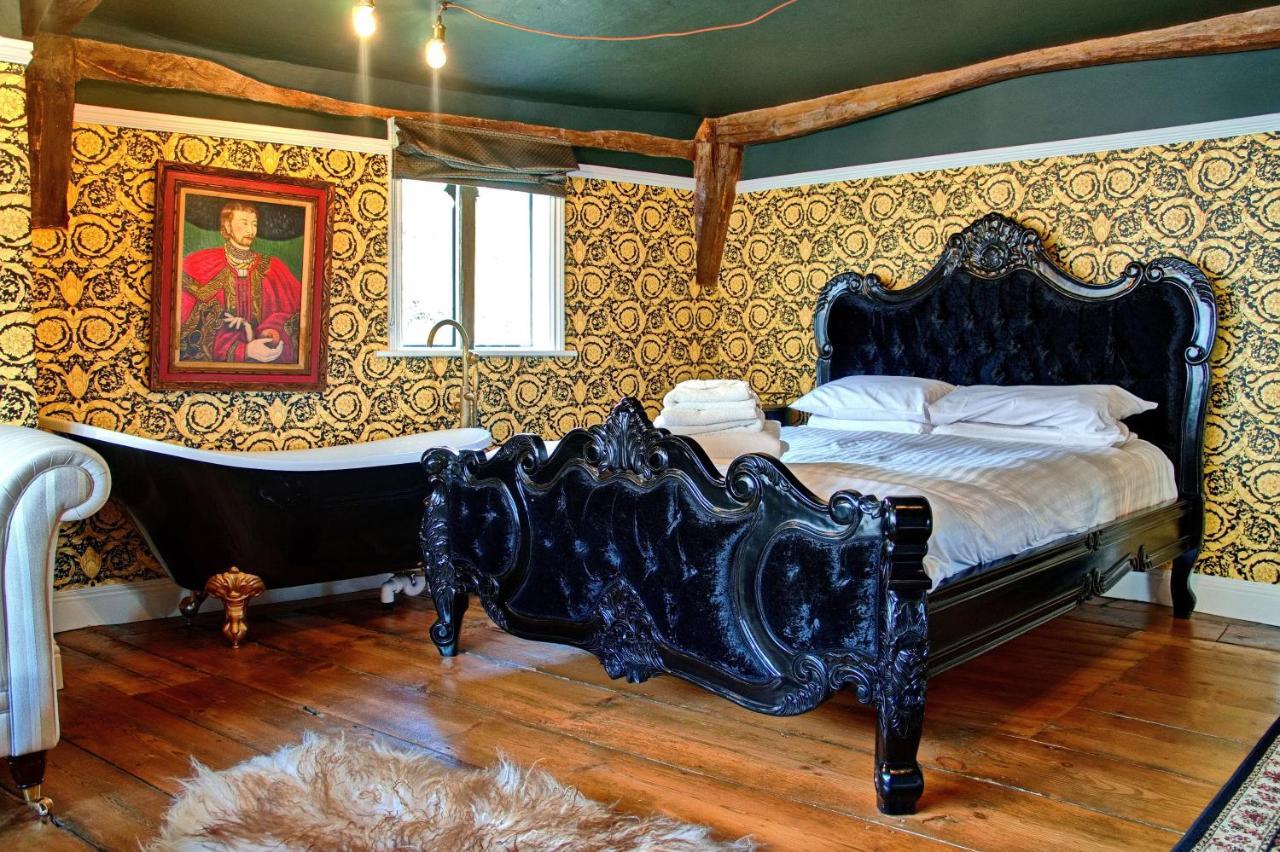 Luxury 9 Bed Manor House Hot Tub Cinema Room Skytv Сафрън Уолдън Екстериор снимка